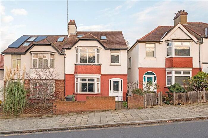 6 Bedroom Semi Detached House For Sale In Vicars Hill, Ladywell, SE13