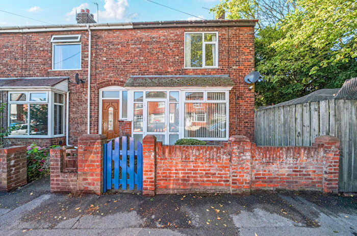 2 Bedroom End Of Terrace House For Sale In Eastgate, Hessle, HU13