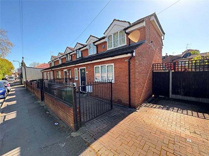 2 Bedroom End Of Terrace House To Rent In Hatton Terrace, Wyatts Lane, Walthamstow, E17