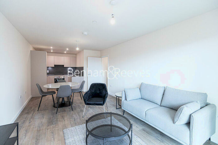 1 Bedroom Apartment To Rent In Meadowview Close, Harrow, HA1