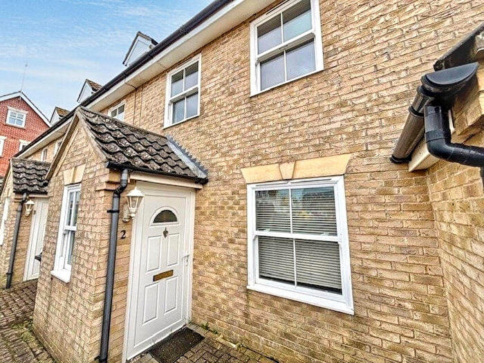 3 Bedroom Town House For Sale In Beach Road, Gorleston, NR31