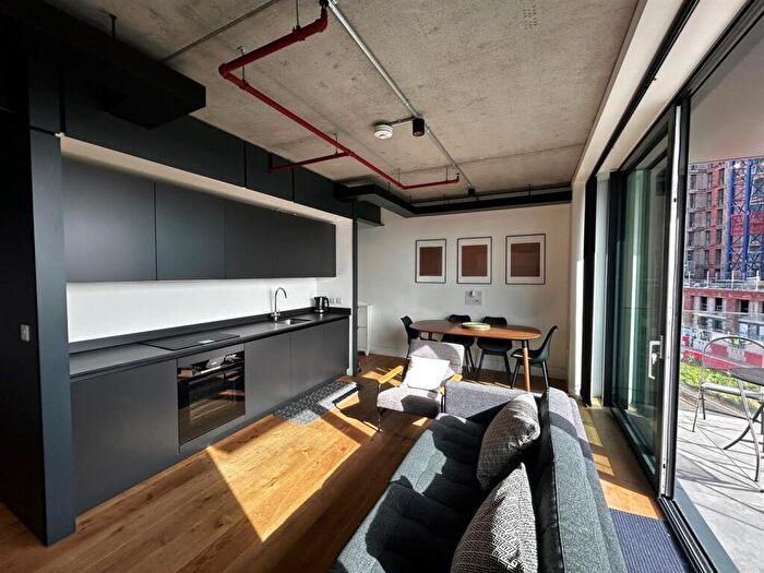 1 Bedroom Apartment For Sale In Phoenix, Chapeltown Street, Manchester, M1