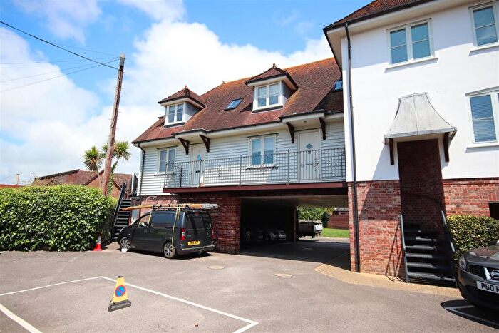 2 Bedroom Apartment To Rent In St. Thomas Park, Lymington, SO41