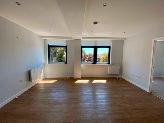 2 Bedroom Apartment To Rent In Principle House, Fleet, GU51