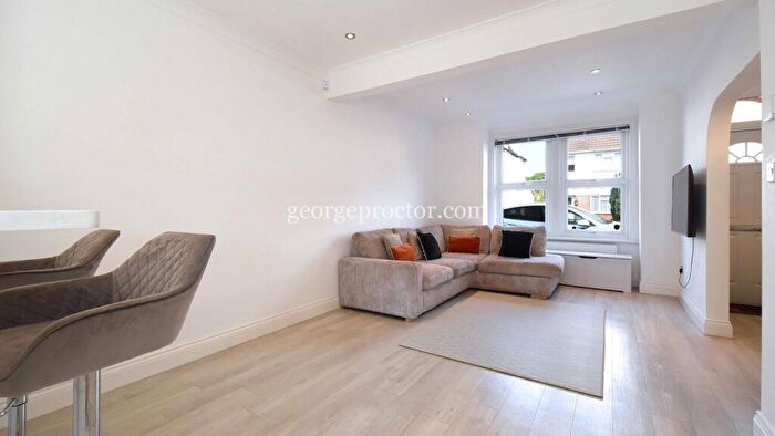 3 Bedroom Terraced House For Sale In Herbert Road, Bromley, BR2