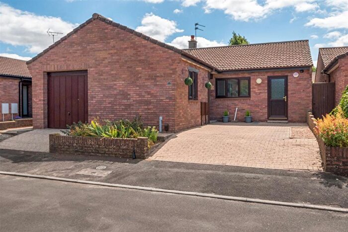 3 Bedroom Detached Bungalow For Sale In Hutton Close, Keynsham, Bristol, BS31