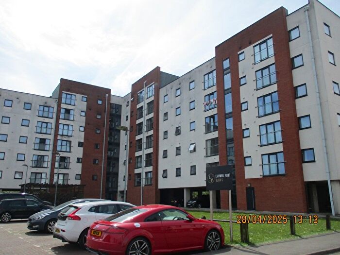 2 Bedroom Flat To Rent In Pilgrims Way, Salford, M50