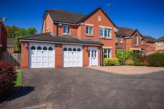 4 Bedroom Detached House For Sale In Sevilla Close, Binley, Coventry, CV3