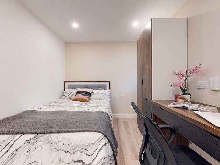 2 Bedroom Apartment To Rent In Apt, Apollo Residence #, S1
