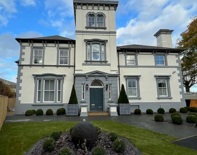 2 Bedroom Apartment To Rent In Kent Road, Swindon, Wiltshire, SN1