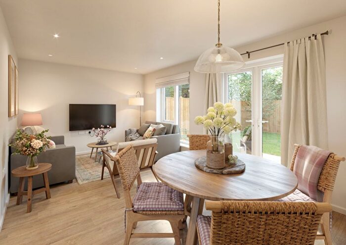 3 Bedroom End Terrace House For Sale In Fishers Vale Close, Marston, OX3