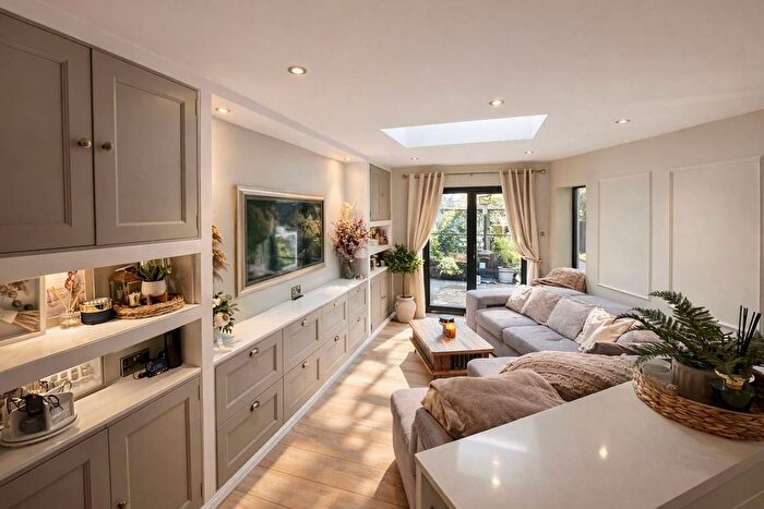 3 Bedroom Terraced House For Sale In Cunnington Road, Braintree, CM7