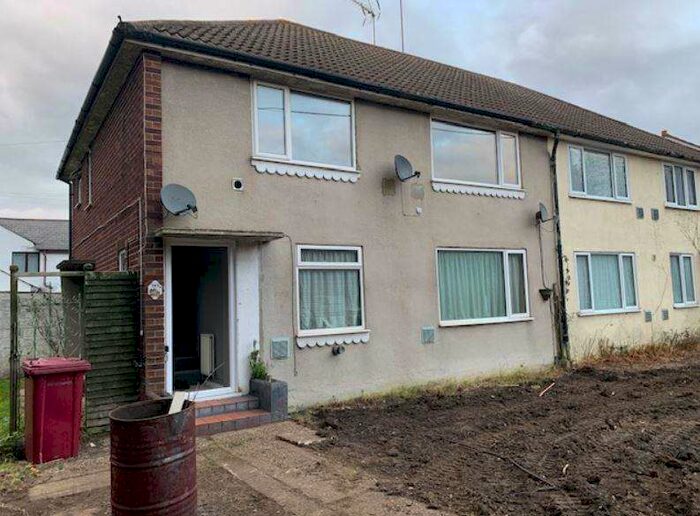 2 Bedroom Maisonette Flat To Rent In Old Whitley Wood Lane, Reading, RG2