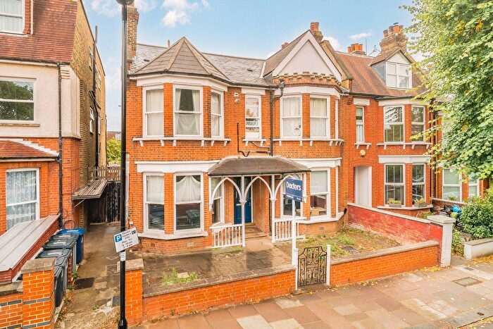 Studio To Rent In Goldsmith Avenue, London, W3