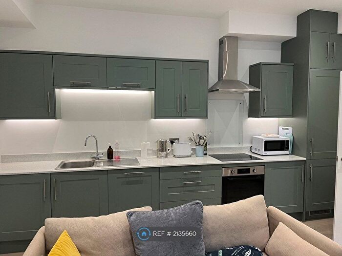 1 Bedroom Flat To Rent In Richmond Mansions, London, SW5