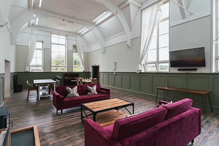 6 Bedroom Detached House For Sale In Stainsby, Heath, Chesterfield, S44