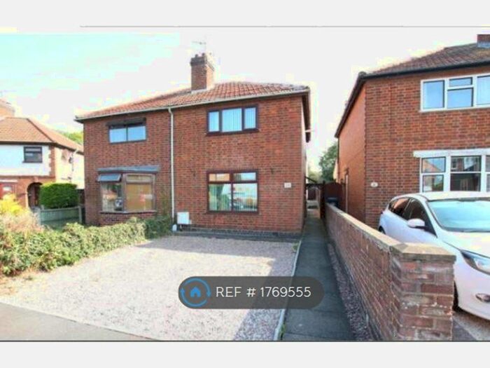 3 Bedroom Semi-Detached House To Rent In Tower Road, Rugby, CV22