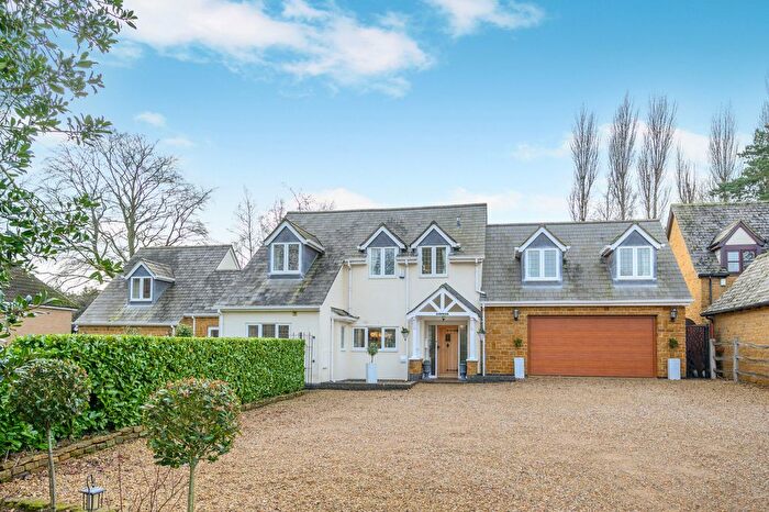 5 Bedroom Detached House For Sale In Back Lane Chapel Brampton, Northampton, Northamptonshire, NN6