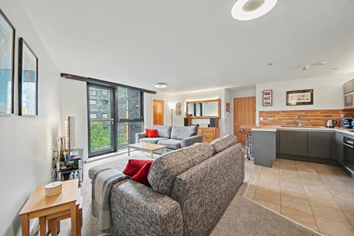 2 Bedroom Apartment For Sale In Potato Wharf, Castlefield, Manchester, M3