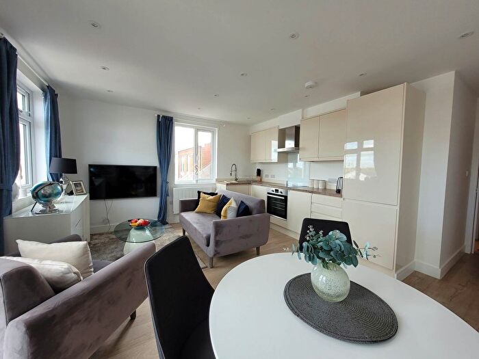 1 Bedroom Flat To Rent In Kingfisher Parade, East Wittering, PO20