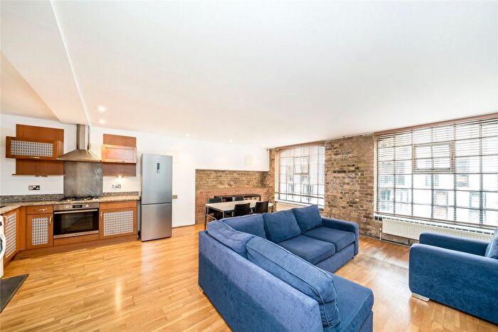 1 Bedroom Flat To Rent In Gowers Walk, London, E1