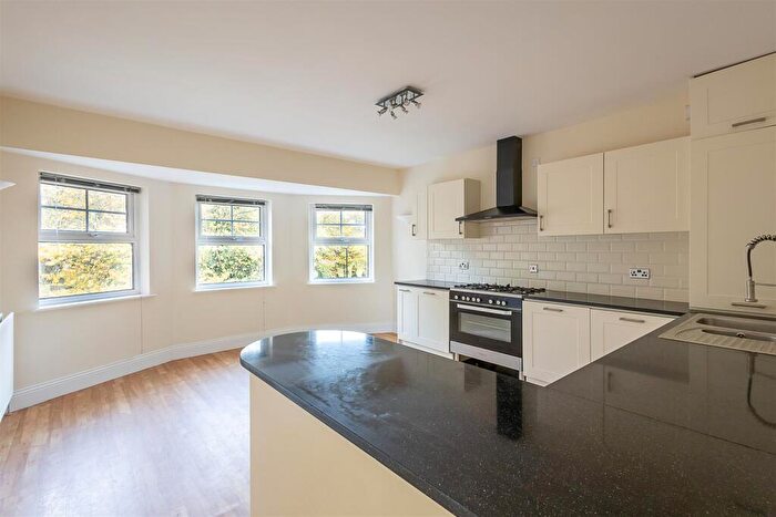 2 Bedroom Flat To Rent In Akenside Terrace, Jesmond, Newcastle Upon Tyne, NE2