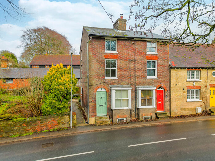 3 Bedroom End Of Terrace House For Sale In Church Road, Ivinghoe, LU7