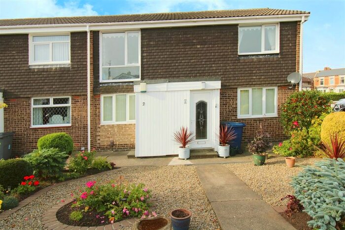 2 Bedroom Flat To Rent In Cauldwell Place, South Shields, NE34