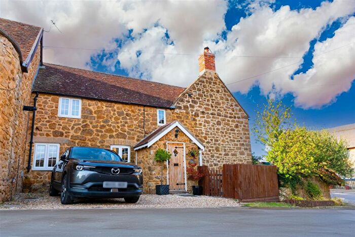 3 Bedroom Property For Sale In New Buildings, The Pound, Donyatt, Ilminster, TA19