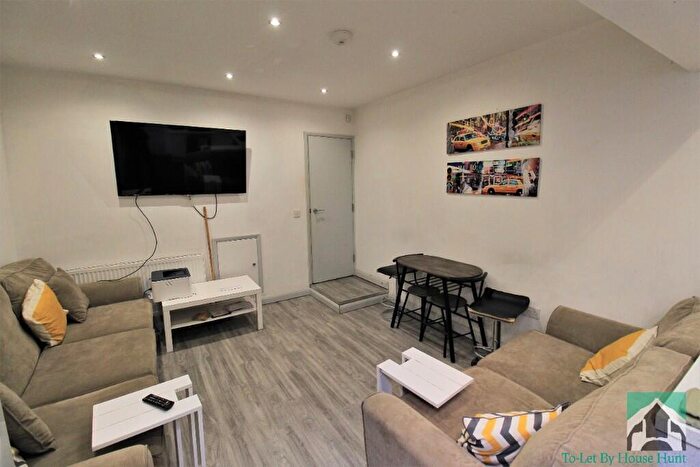 8 Bedroom Terraced House To Rent In Rookery Road, Birmingham, B29