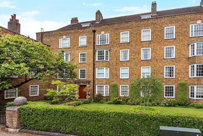 2 Bedroom Apartment To Rent In Tamar House, Kennington Lane, SE11