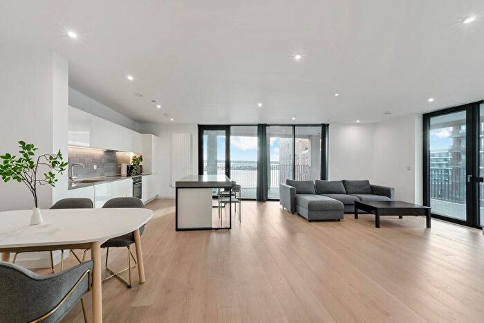 3 Bedroom Apartment For Sale In Pinnacle House, Royal Wharf, E16