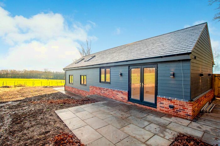 2 Bedroom Detached Bungalow For Sale In Shantock Lane, Bovingdon, Hemel Hempstead, HP3