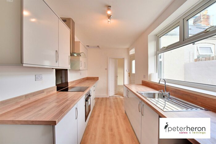 4 Bedroom Cottage For Sale In Eglinton Street, Monkwearmouth, Sunderland, SR5