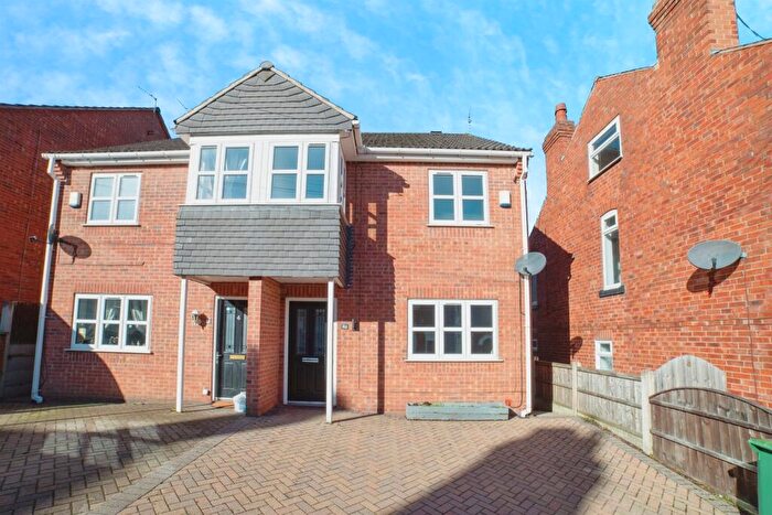 3 Bedroom Semi-Detached House For Sale In Gladstone Street, Heanor, DE75