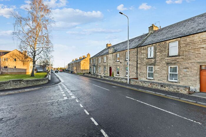 2 Bedroom Flat For Sale In Lothian Street, Bonnyrigg, EH19