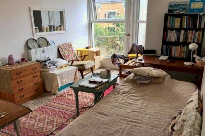 1 Bedroom Flat To Rent In Devonshire Road, Hastings, TN34