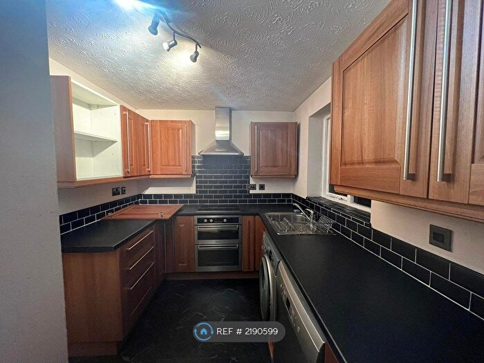 1 Bedroom Flat To Rent In Heberden Court, Purfleet, RM19