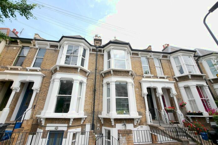 1 Bedroom Flat To Rent In Alconbury Road, Clapton, E5