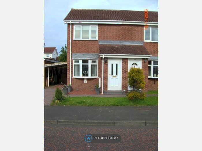 2 Bedroom End Of Terrace House To Rent In Kepier Chare, Ryton, NE40