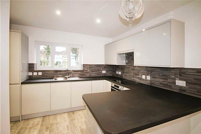 2 Bedroom Detached House To Rent In Epsom Road, Croydon, CR0