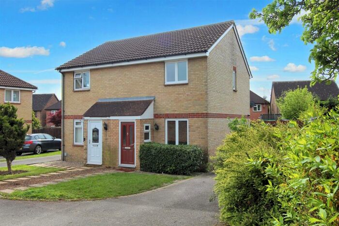 2 Bedroom Semi-Detached House To Rent In Ramshaw Drive, Chelmsford, CM2
