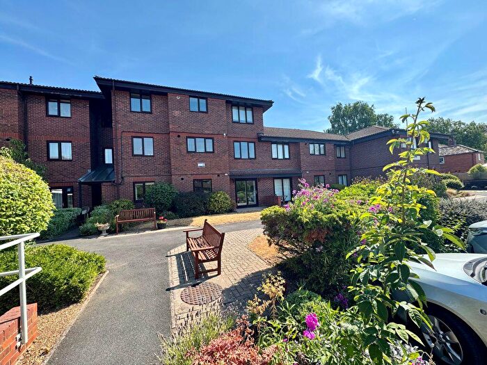 1 Bedroom Flat For Sale In Knights Lane, Stratford-Upon-Avon, CV37