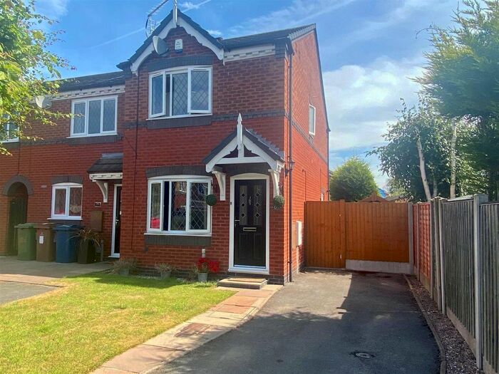 2 Bedroom Semi-detached House To Rent In Saxifrage Drive, Stone, ST15