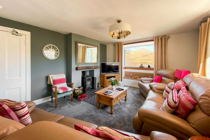 4 Bedroom Detached House For Sale In The Lodge House, Crianlarich, Perthshire, FK20