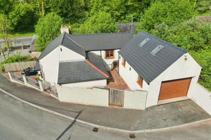 3 Bedroom Detached House For Sale In Old Caerphilly Road, Nantgarw, Cardiff, CF15