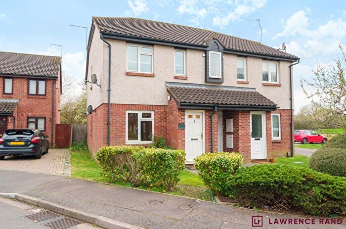 1 Bedroom Flat To Rent In Rabournmead Drive, Northolt, Middlesex, UB5