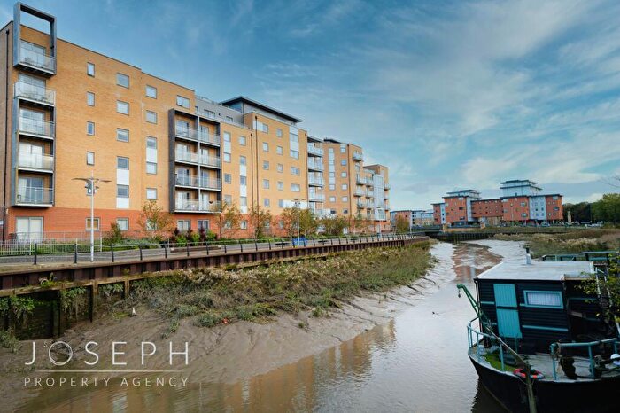 2 Bedroom Apartment To Rent In Ship Wharf, Colchester, CO2