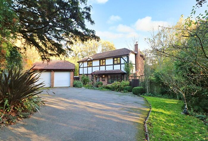 4 Bedroom Detached House For Sale In Hungerford, Bursledon, SO31