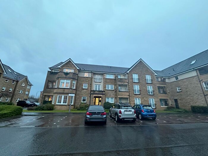 2 Bedroom Flat To Rent In Hamilton Park North, Hamilton, ML3